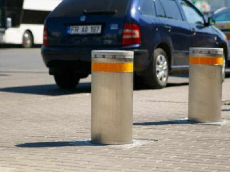 Bollard no Brasil: Opção para o controle de tráfego de veículos